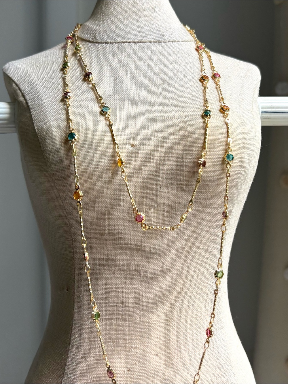 NWOT 18K Plated Gold Multicolor Rhinestone Link Chain Long Necklace - Picture 3 of 10